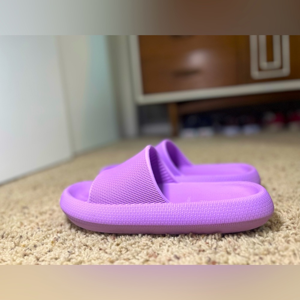 Woman’s slide slippers